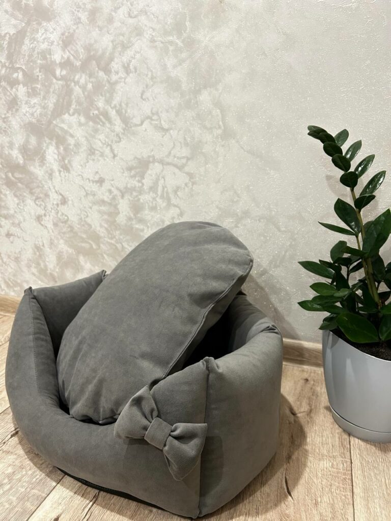 Лежанка «Лапочка серая»